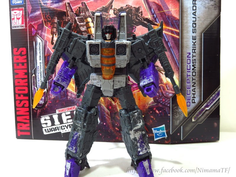 In Hand Photos Of Siege Skywarp Phantomstrike Squadron 36 (36 of 43)